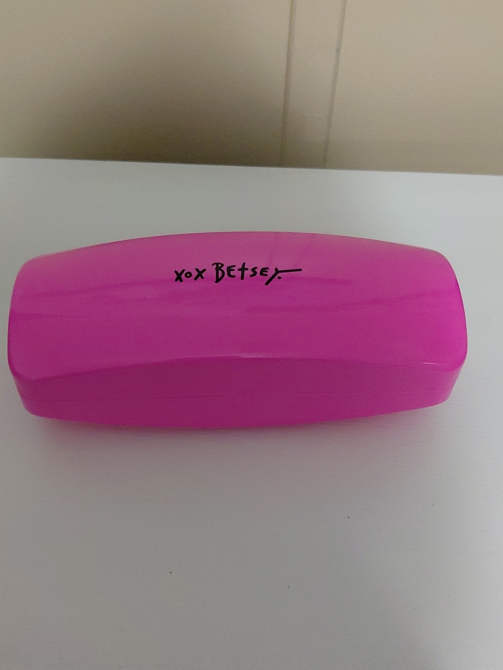 Betsey Johnson Hot Pink Travel Accessory Case